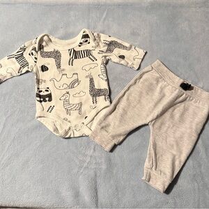 Adorable Animal Print Kids 2 Piece Set